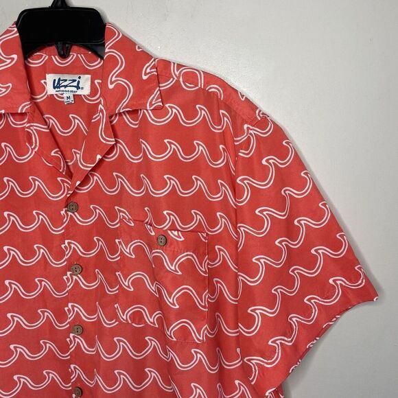 UZZI Amphibious Gear Mens Button-Up Shirt Sz M Wave Print Hawaiian Coral-Orange - Picture 2 of 7